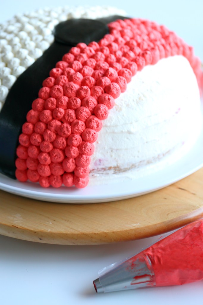 Punainen kermavaahto progel