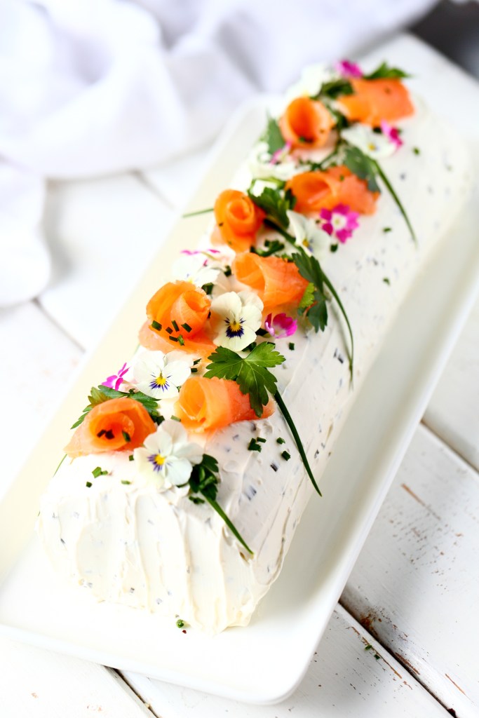 Voileipäkakku rullalla