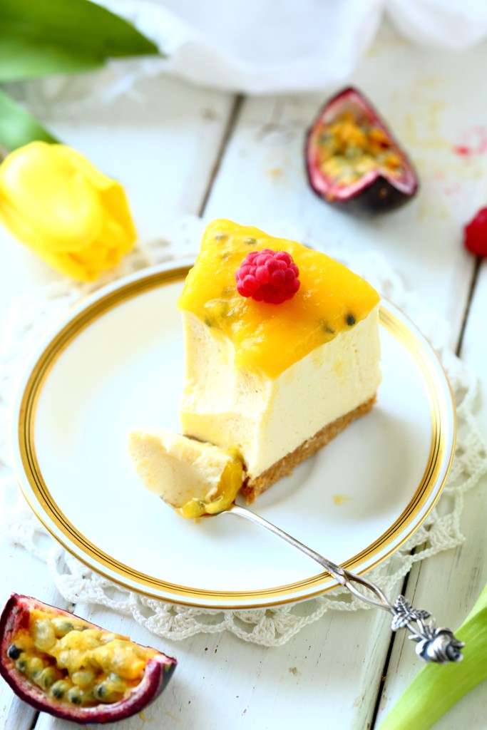 Pehmeä mangotäyte ja rapea keksimurupohja ovat ihana pari