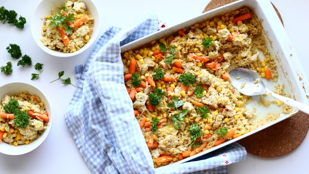 Arjen pelastaja: Helppo broileri-riisivuoka uunissa