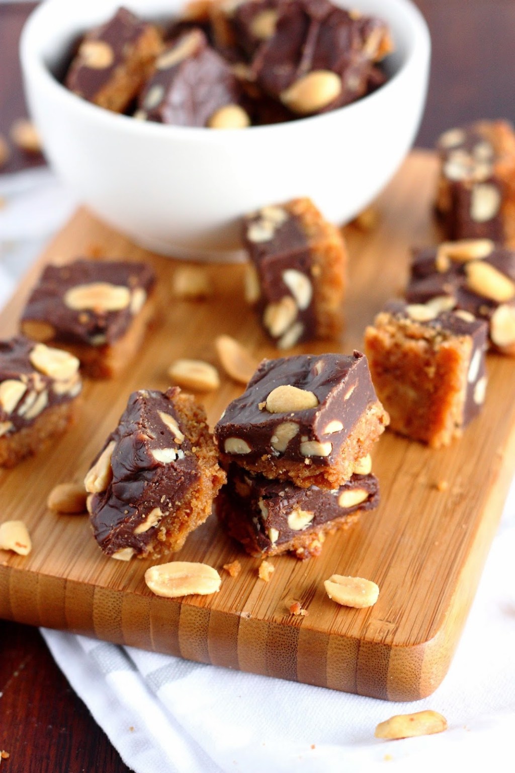Crunchy chocolate fudge cookies with salty&nbsp;peanut