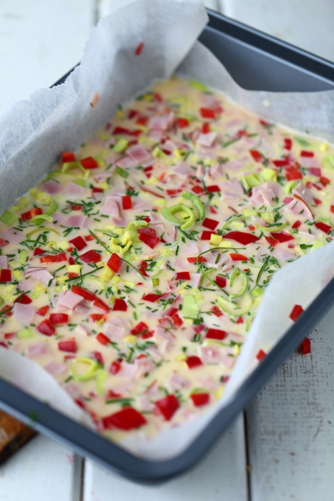 Pannukakkuun suolaisia täytteitä