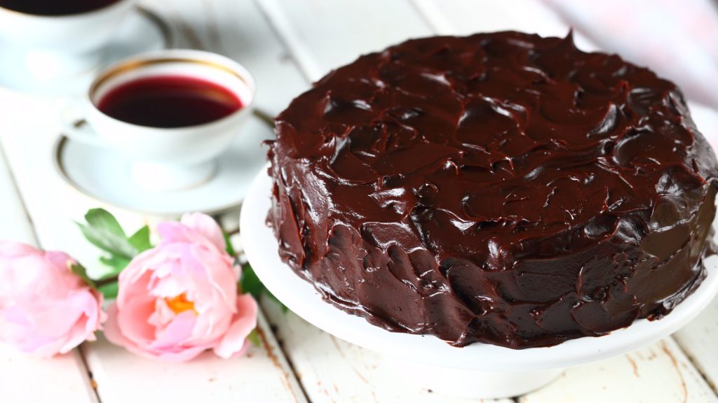 Suussasulava suklaakakku